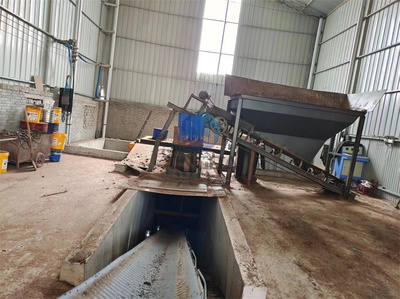 一次及時(shí)的現(xiàn)場巡檢 10立方有機(jī)肥發(fā)酵設(shè)備翻堆機(jī)維護(hù)紀(jì)實(shí)